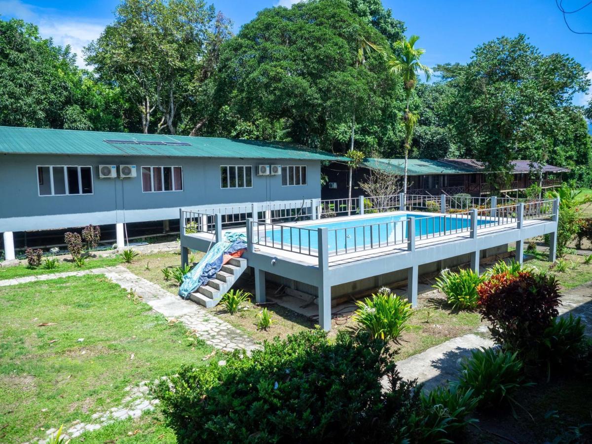 Benarat Lodge Mulu Εξωτερικό φωτογραφία