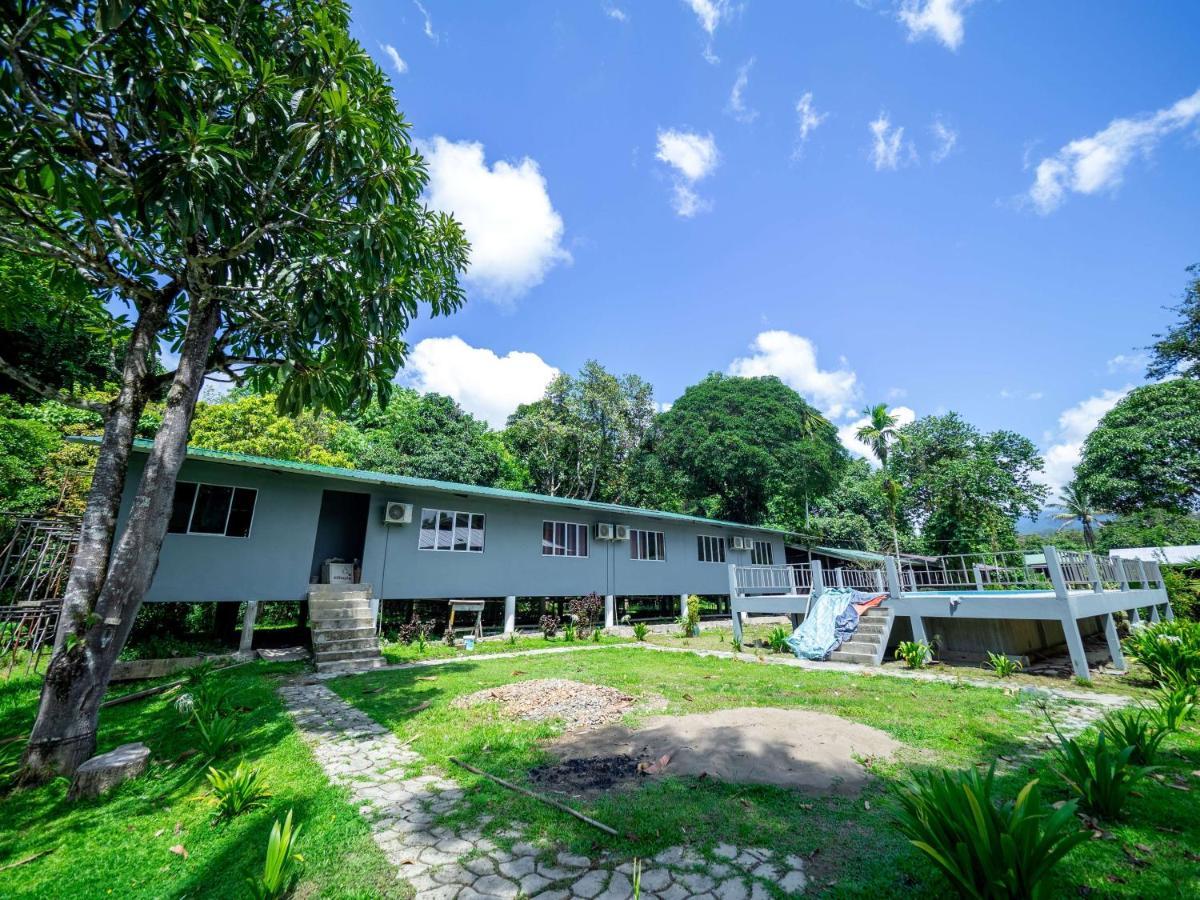 Benarat Lodge Mulu Εξωτερικό φωτογραφία