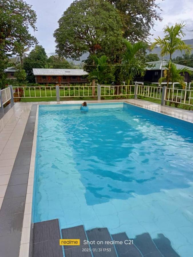 Benarat Lodge Mulu Εξωτερικό φωτογραφία